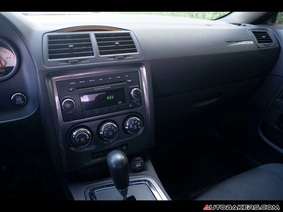 2013 Dodge Challenger 3rd Gen - Image 19 of 20