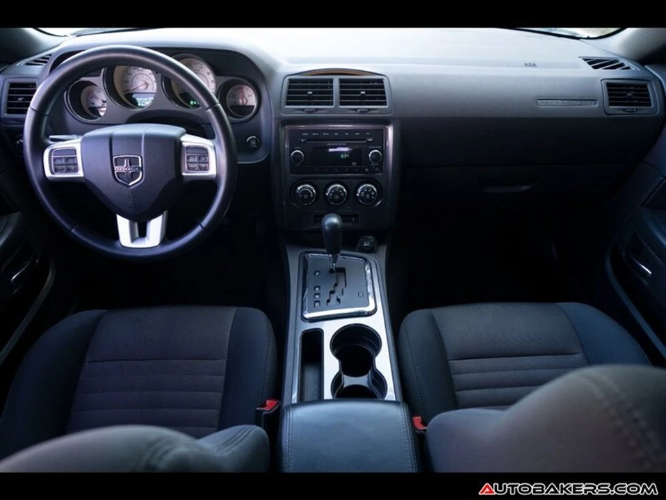 2013 Dodge Challenger 3rd Gen - Image 16 of 20