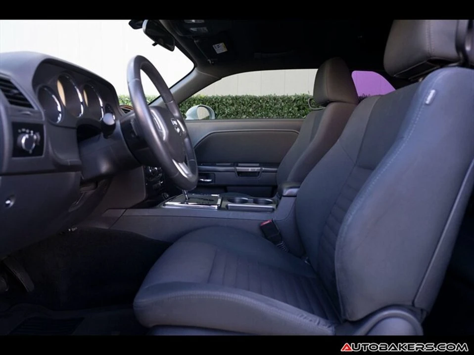 2013 Dodge Challenger 3rd Gen - Image 15 of 20