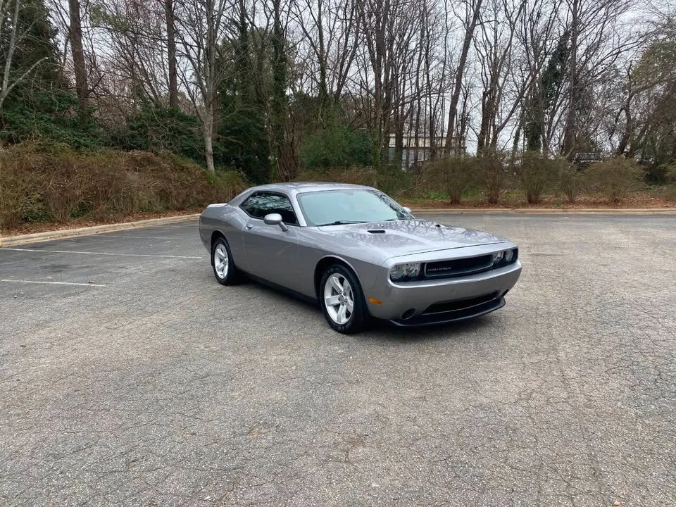2013 Dodge Challenger 3rd Gen - Image 3 of 20