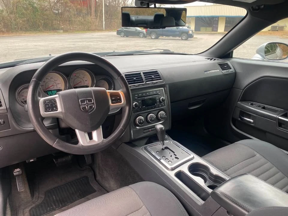 2013 Dodge Challenger 3rd Gen - Image 13 of 20