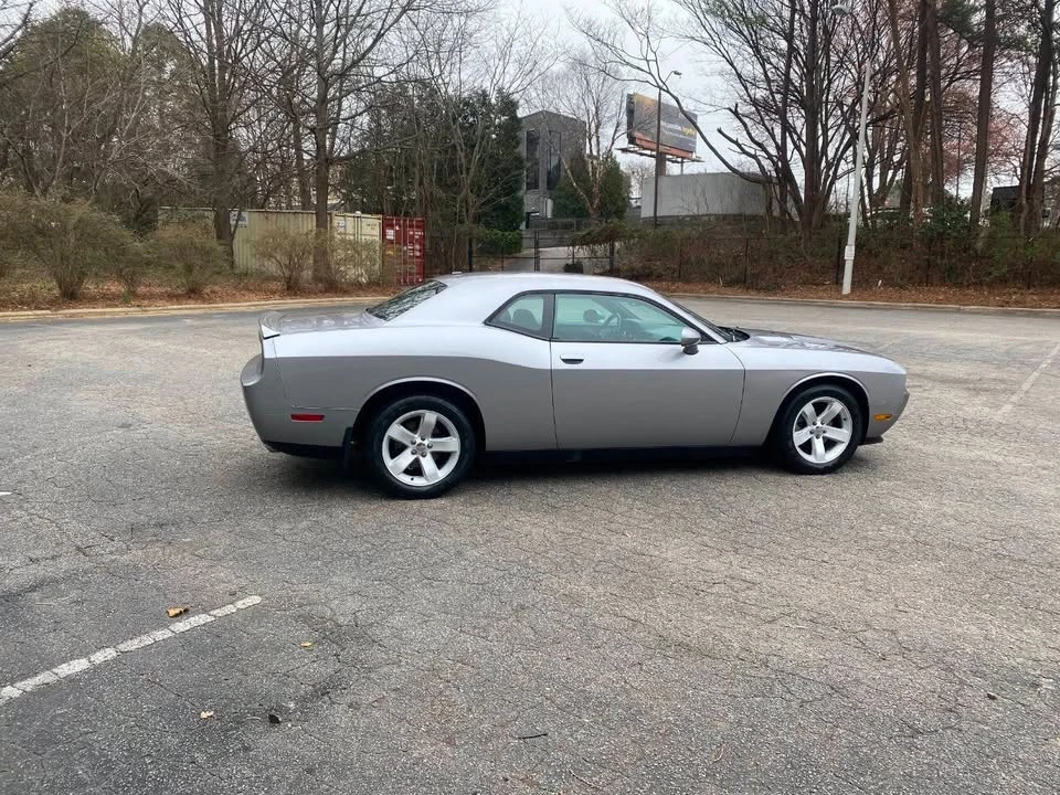 2013 Dodge Challenger 3rd Gen - Image 4 of 20