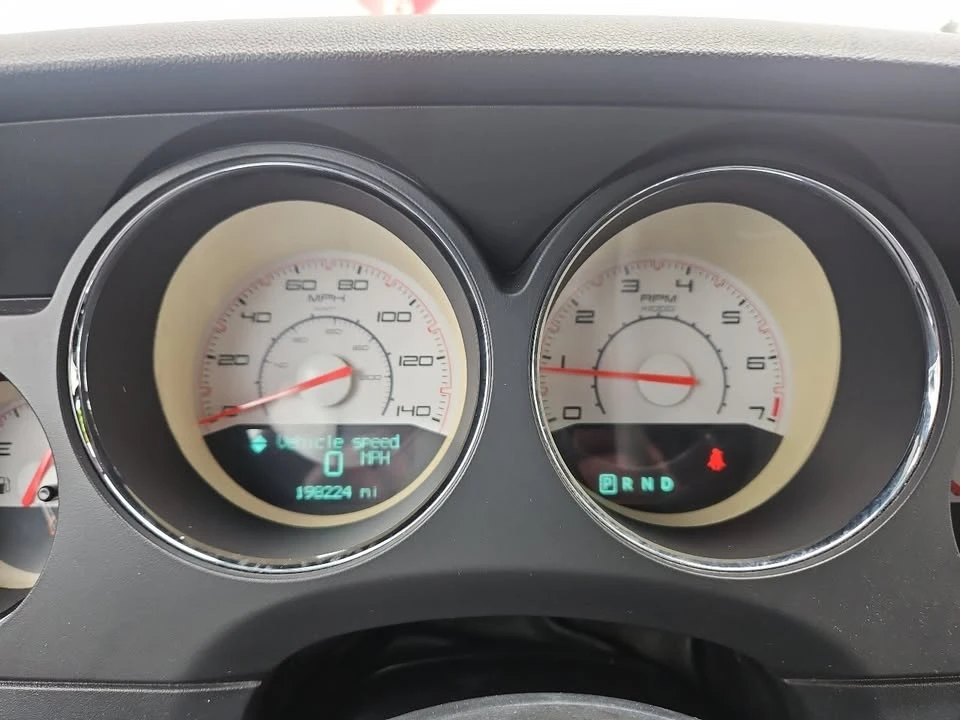 2013 Dodge Challenger 3rd Gen - Image 9 of 14