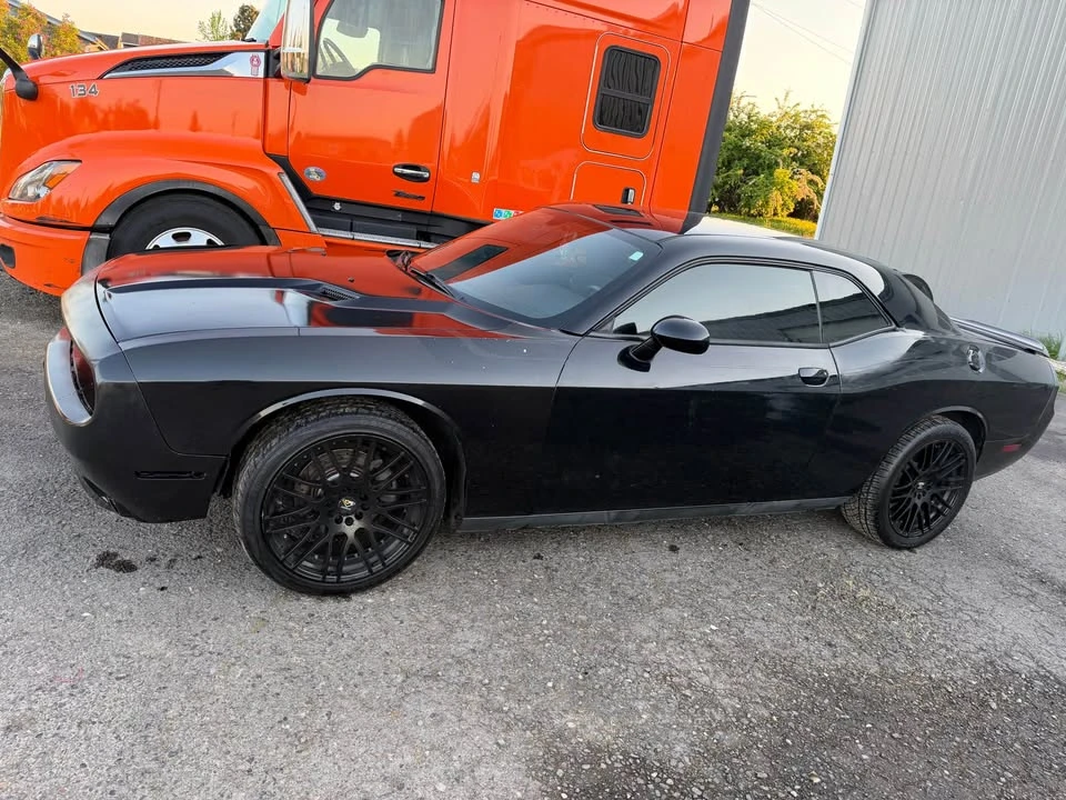 2013 Dodge Challenger 3rd Gen - Image 4 of 7