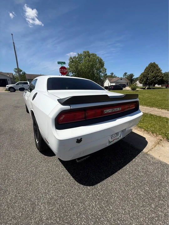 2013 Dodge Challenger 3rd Gen - Image 3 of 7