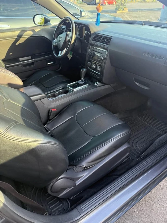2013 Dodge Challenger 3rd Gen - Image 11 of 13