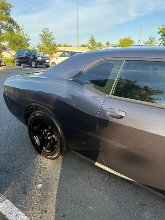 2013 Dodge Challenger 3rd Gen - Image 8 of 13