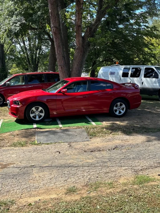 2013 Dodge Charger 7th Gen - Image 3 of 3