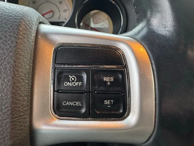 2013 Dodge Challenger 3rd Gen - Image 19 of 20