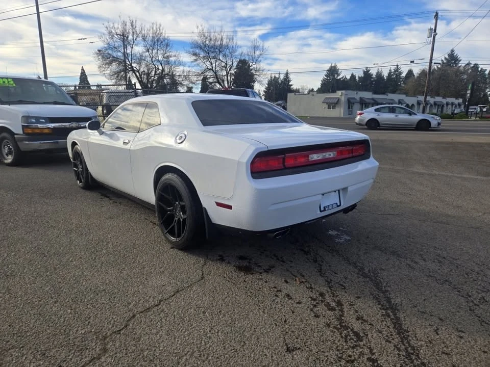 2013 Dodge Challenger 3rd Gen - Image 4 of 9