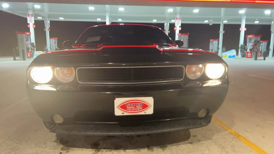 2013 Dodge Challenger 3rd Gen - Image 2 of 4