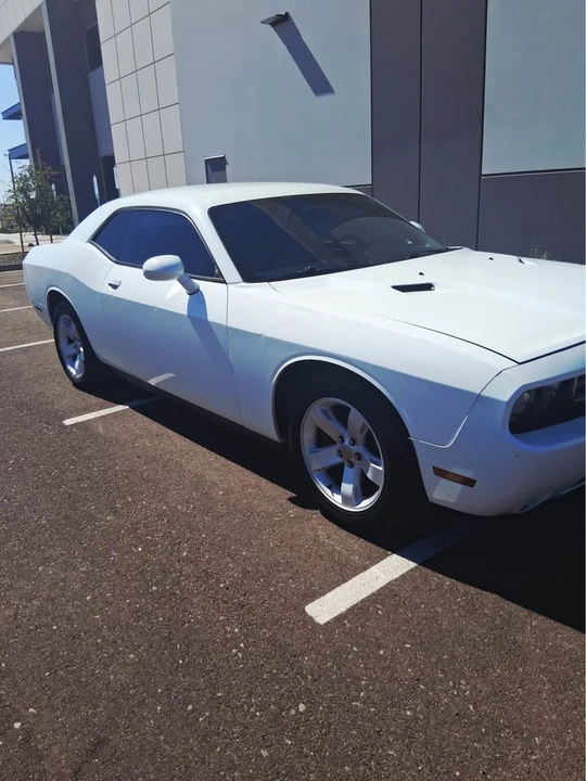 2013 Dodge Challenger 3rd Gen - Image 2 of 15