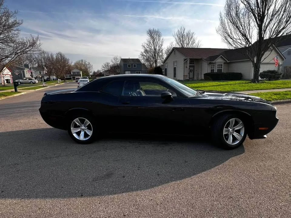 2013 Dodge Challenger 3rd Gen - Image 8 of 20