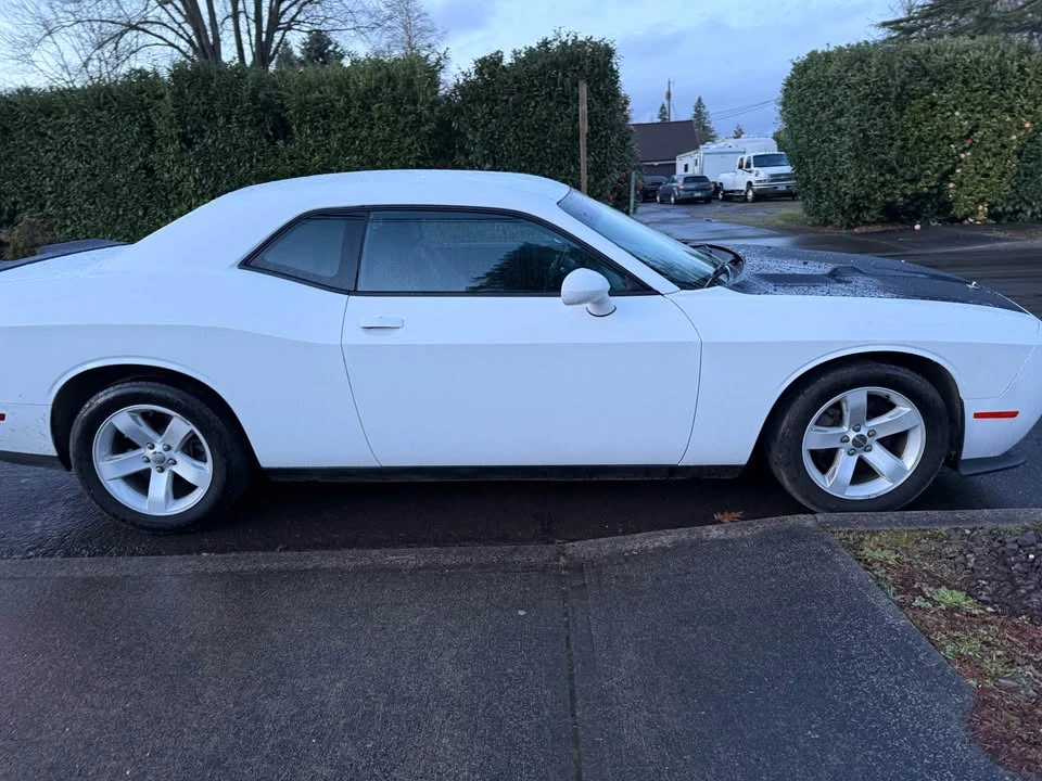 2013 Dodge Challenger 3rd Gen - Image 4 of 17