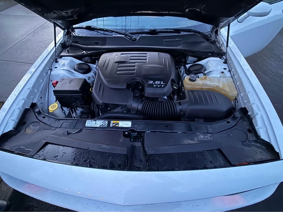 2013 Dodge Challenger 3rd Gen - Image 16 of 17