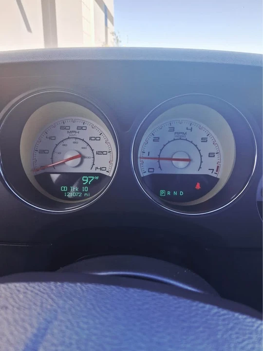 2013 Dodge Challenger 3rd Gen - Image 11 of 15