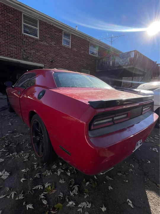 2013 Dodge Challenger 3rd Gen - Image 4 of 9