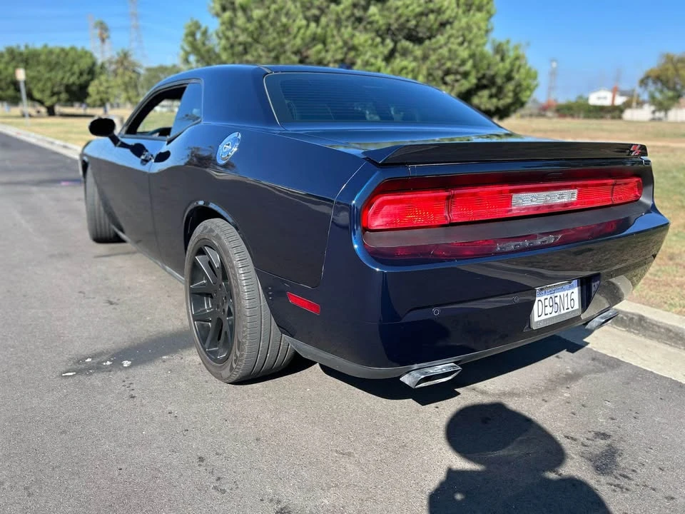 2013 Dodge Challenger 3rd Gen - Image 4 of 10