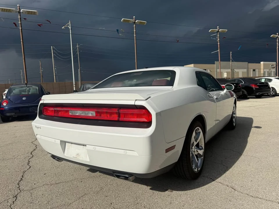 2013 Dodge Challenger 3rd Gen - Image 5 of 20