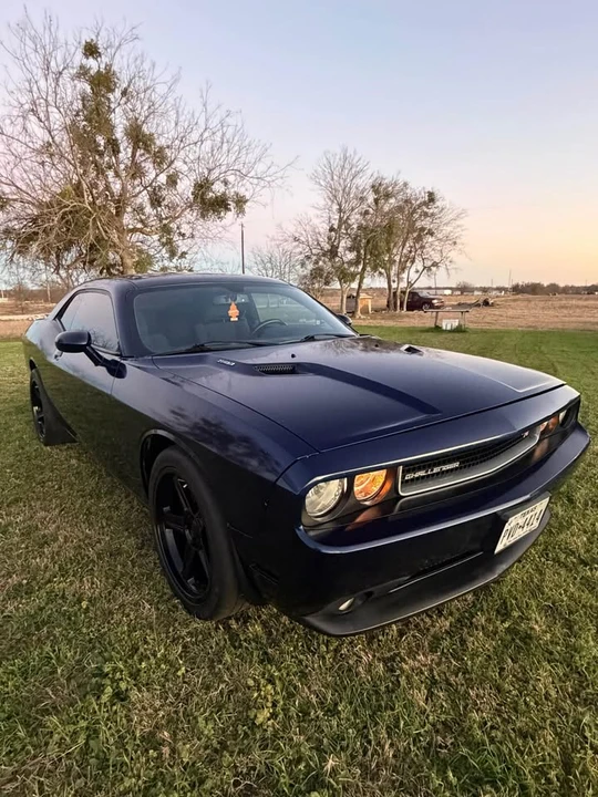 2013 Dodge Challenger 3rd Gen - Image 2 of 10