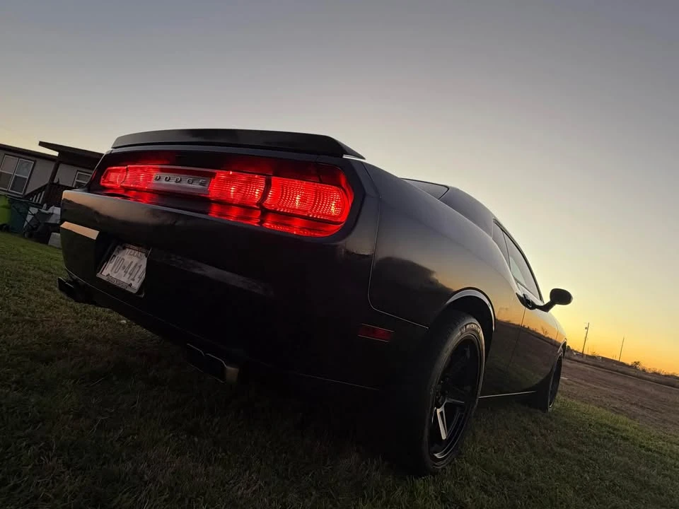 2013 Dodge Challenger 3rd Gen - Image 4 of 10