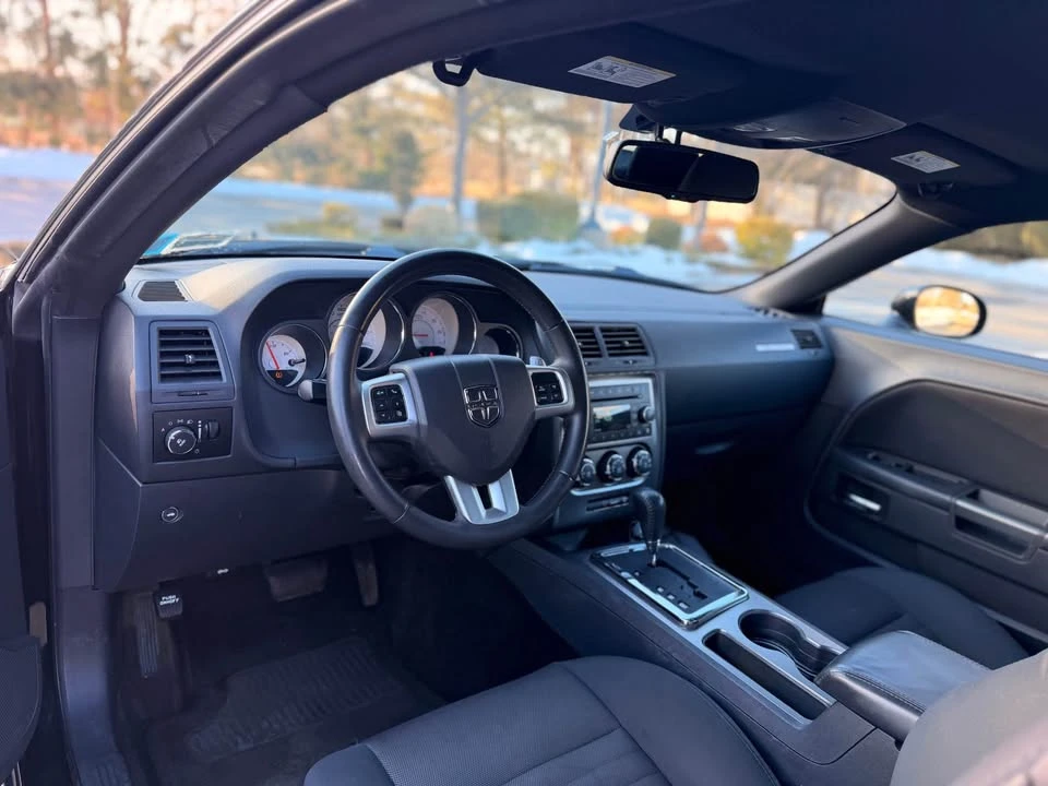 2013 Dodge Challenger 3rd Gen - Image 10 of 17