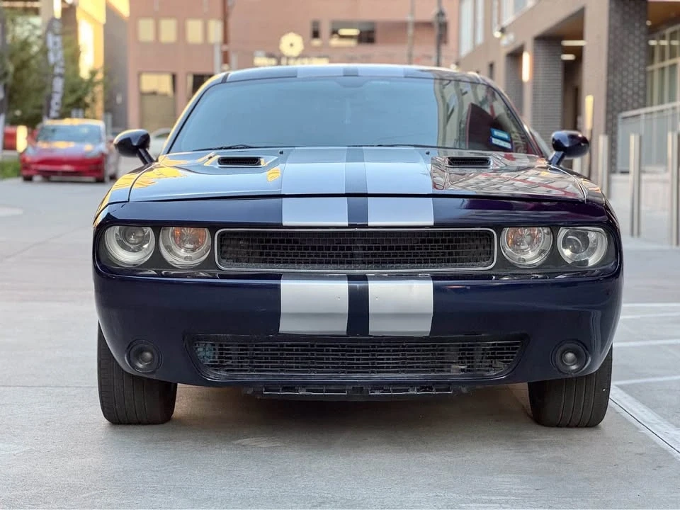 2013 Dodge Challenger 3rd Gen - Image 4 of 16