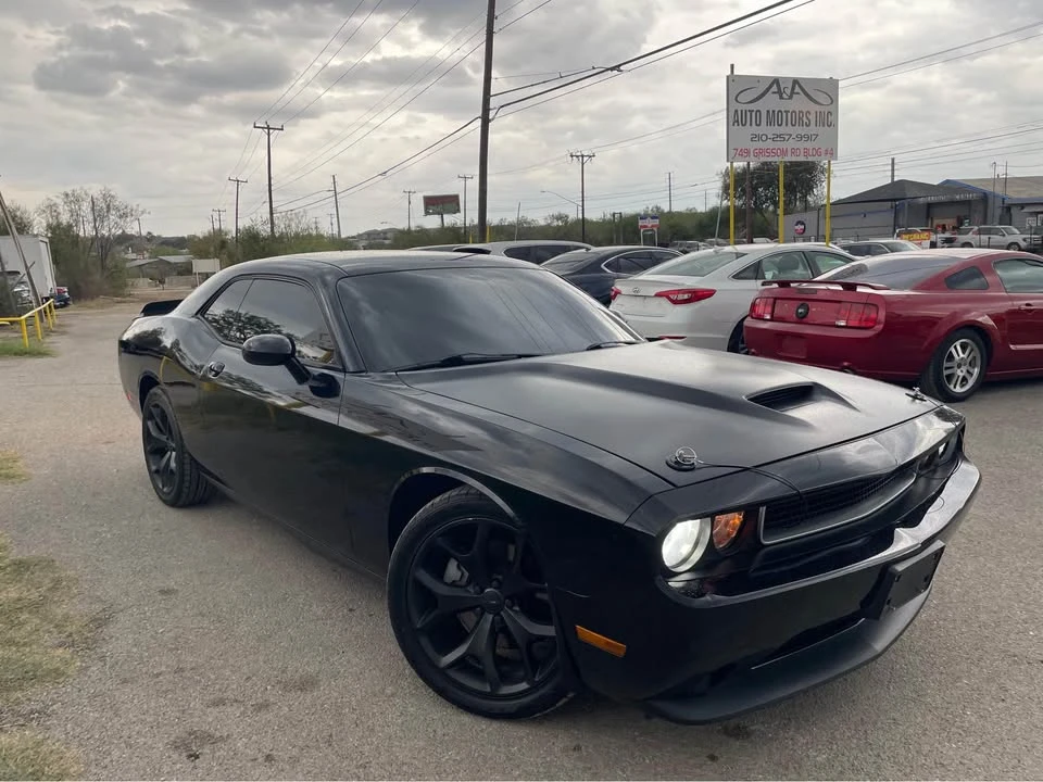 2013 Dodge Challenger 3rd Gen - Image 5 of 10