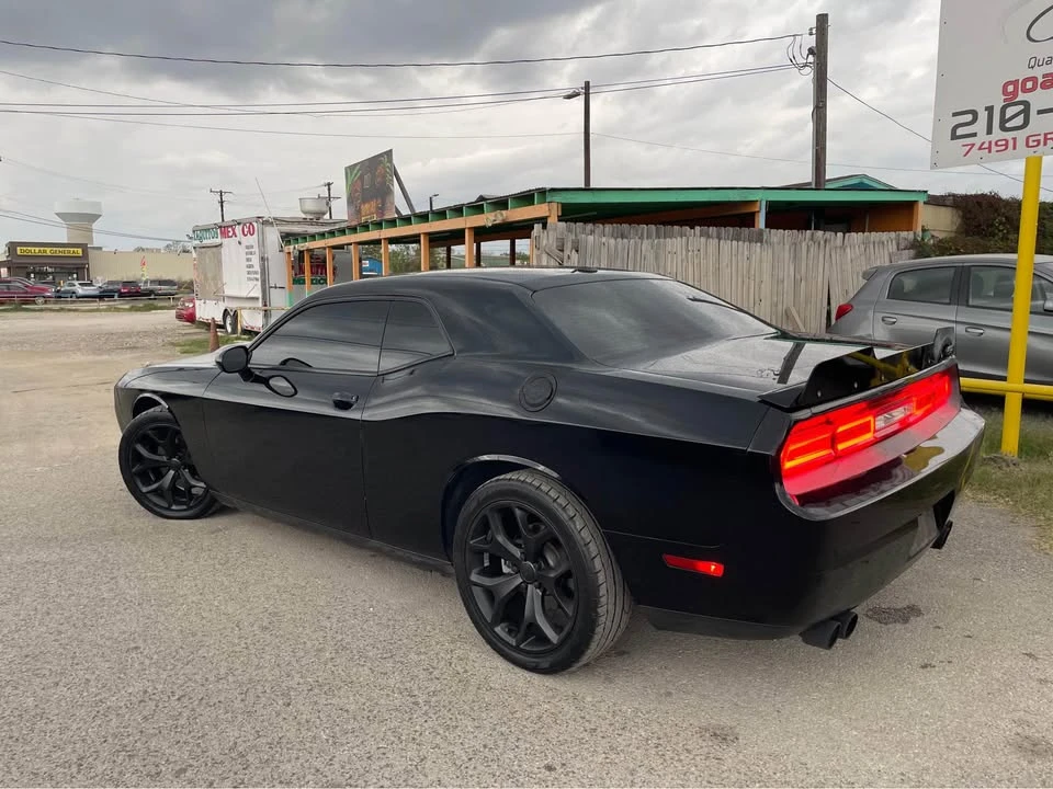 2013 Dodge Challenger 3rd Gen - Image 4 of 10