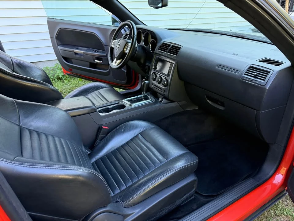 2013 Dodge Challenger 3rd Gen - Image 10 of 19