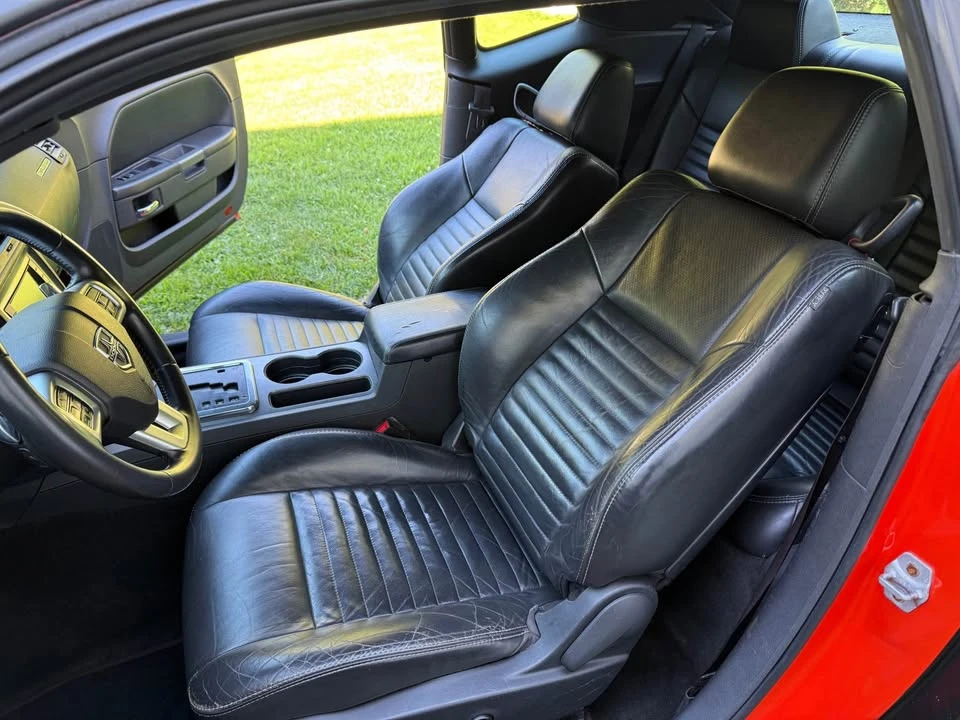 2013 Dodge Challenger 3rd Gen - Image 13 of 19