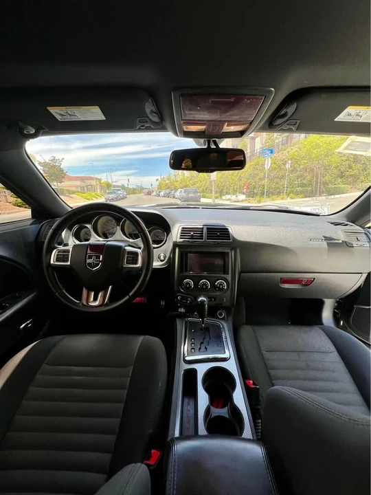 2013 Dodge Challenger 3rd Gen - Image 4 of 7