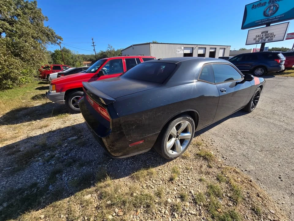 2013 Dodge Challenger 3rd Gen - Image 2 of 8
