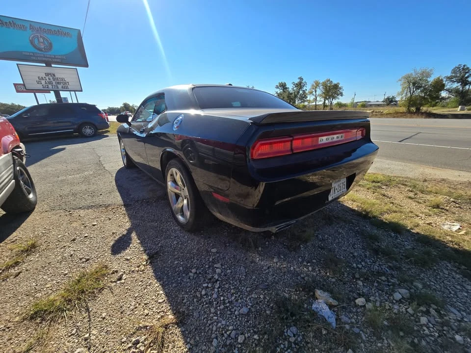 2013 Dodge Challenger 3rd Gen - Image 3 of 8