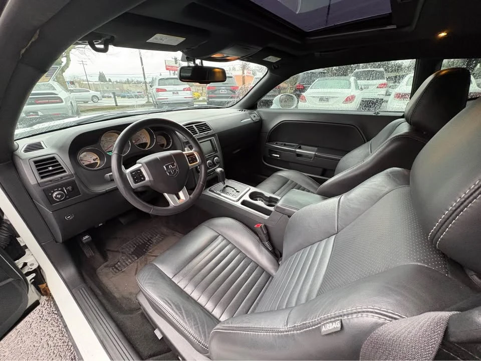 2013 Dodge Challenger 3rd Gen - Image 7 of 10