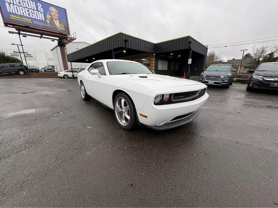 2013 Dodge Challenger 3rd Gen - Image 6 of 10