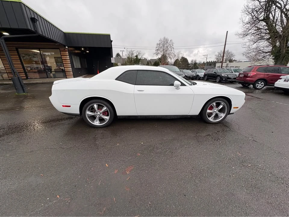 2013 Dodge Challenger 3rd Gen - Image 5 of 10