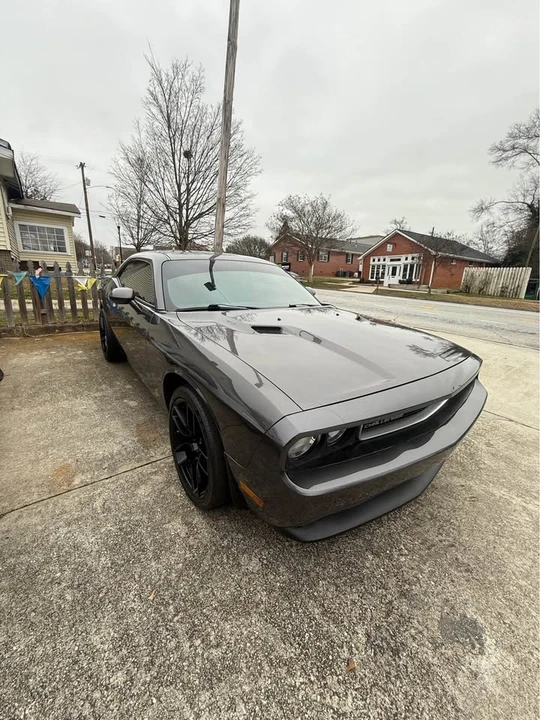 2013 Dodge Challenger 3rd Gen - Image 6 of 9
