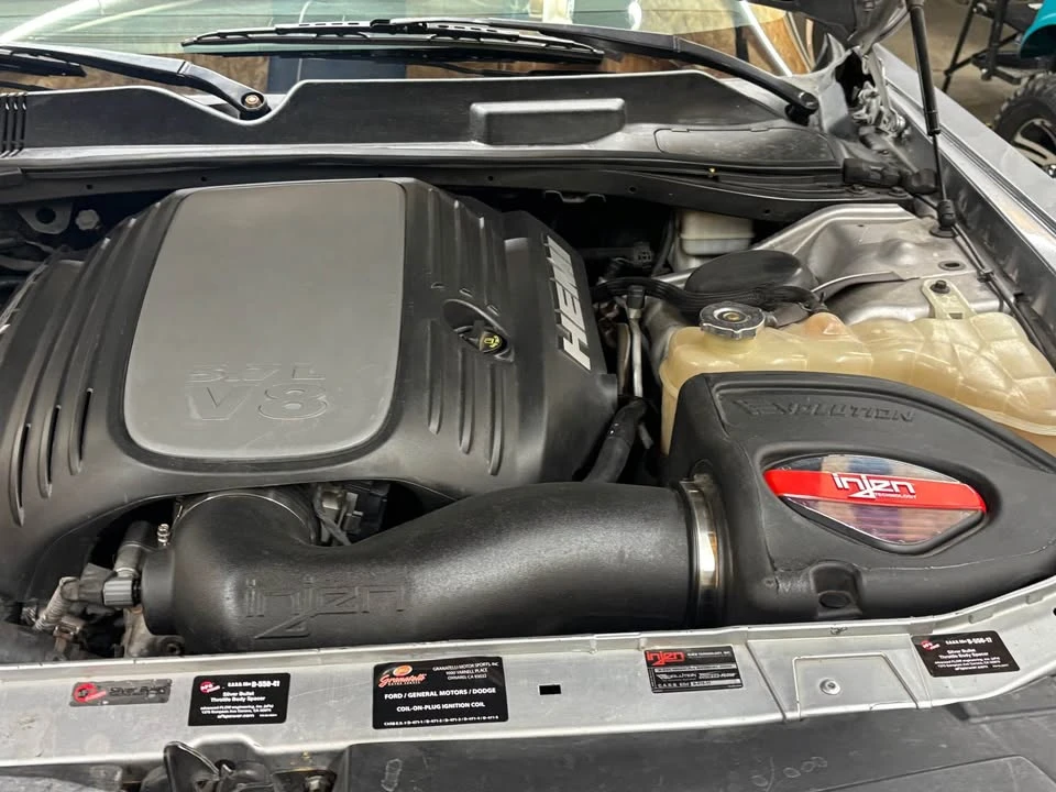 2013 Dodge Challenger 3rd Gen - Image 3 of 10