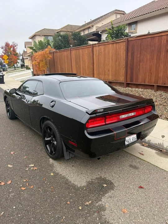 2013 Dodge Challenger 3rd Gen - Image 4 of 8