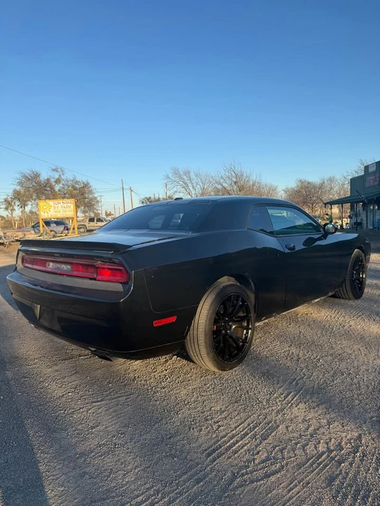 2013 Dodge Challenger 3rd Gen - Image 5 of 19