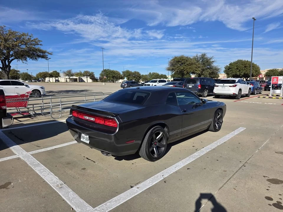 2013 Dodge Challenger 3rd Gen - Image 3 of 9