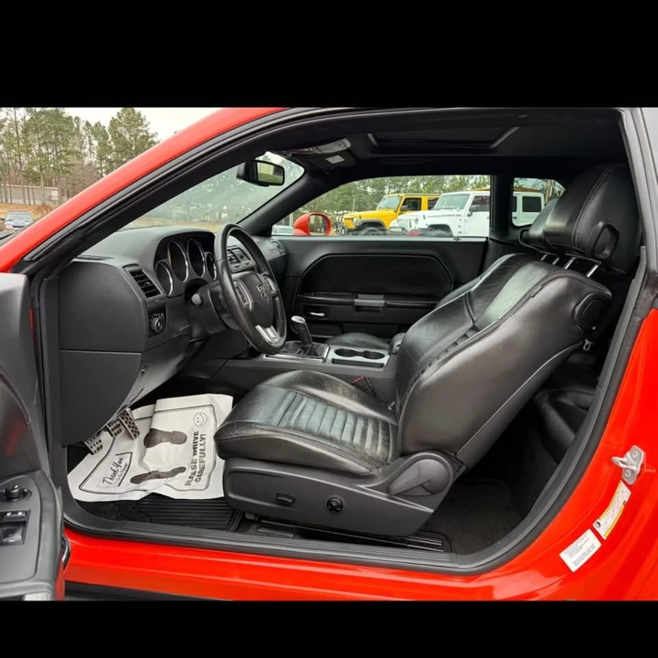 2013 Dodge Challenger 3rd Gen - Image 8 of 16