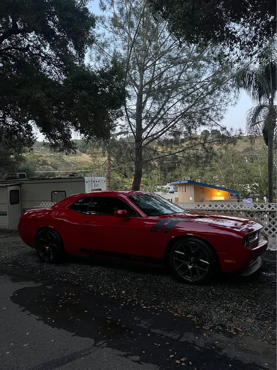 2013 Dodge Challenger 3rd Gen - Image 3 of 9