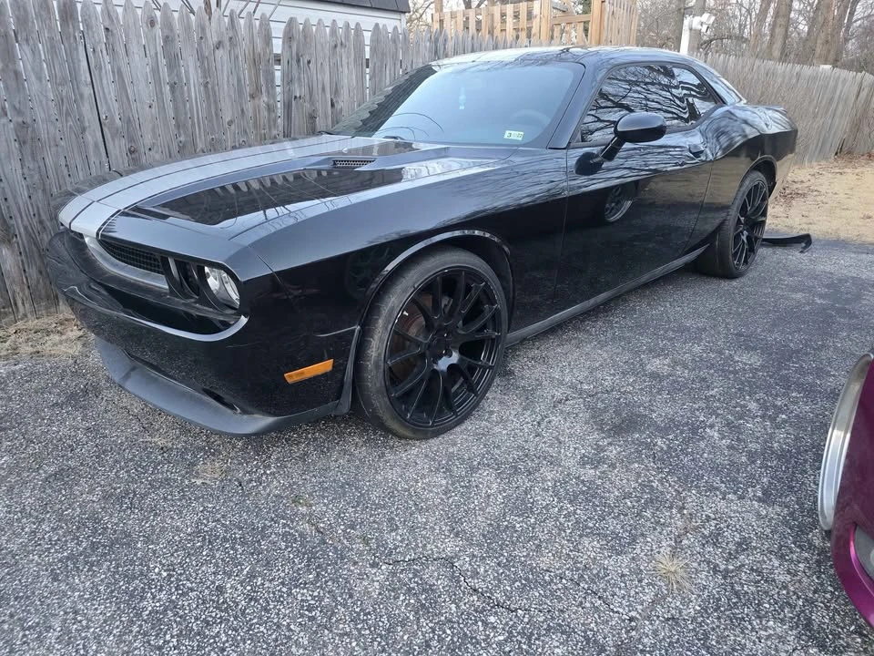 2013 Dodge Challenger 3rd Gen - Image 2 of 5