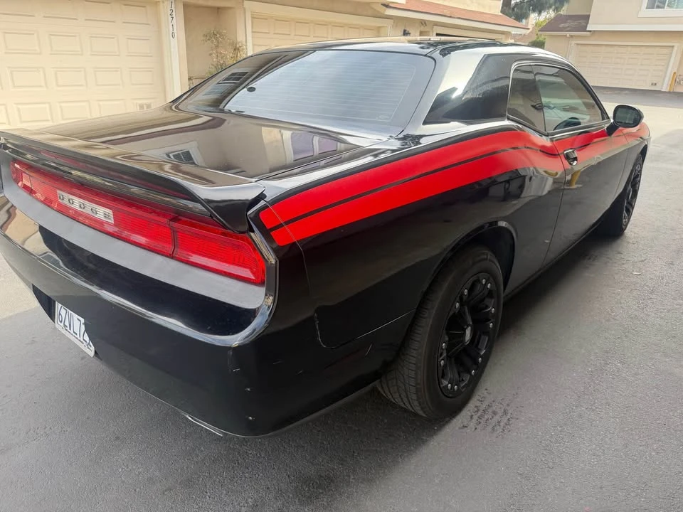 2013 Dodge Challenger 3rd Gen - Image 9 of 14