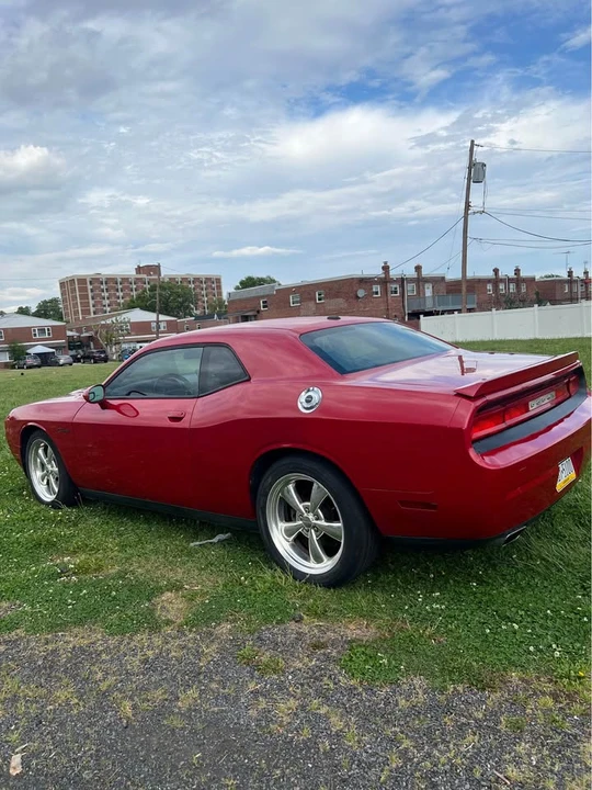 2013 Dodge Challenger 3rd Gen - Image 3 of 17