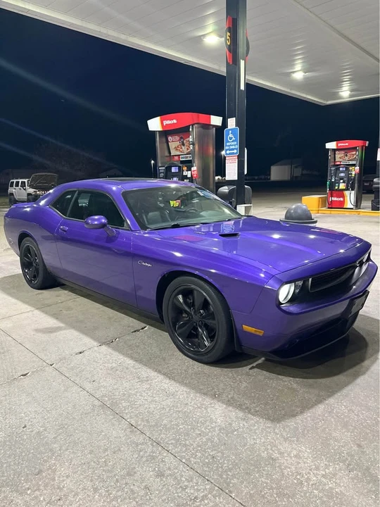 2013 Dodge Challenger 3rd Gen - Image 2 of 14
