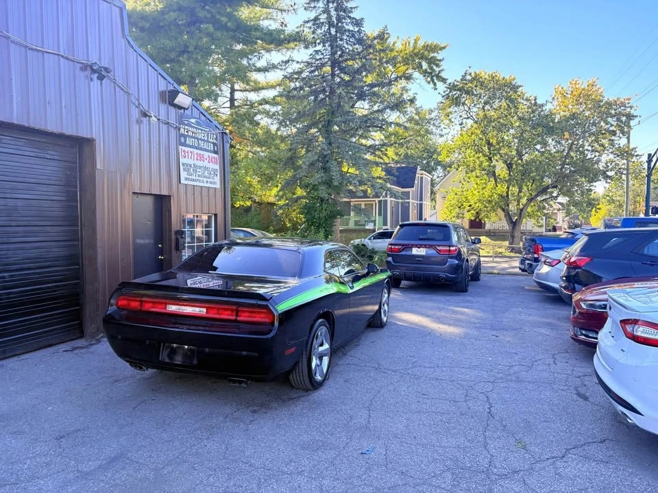 2013 Dodge Challenger 3rd Gen - Image 16 of 20