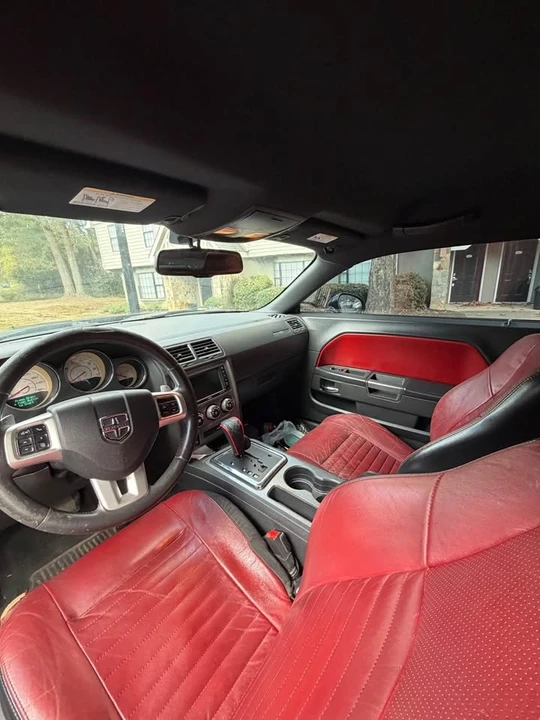2013 Dodge Challenger 3rd Gen - Image 15 of 16